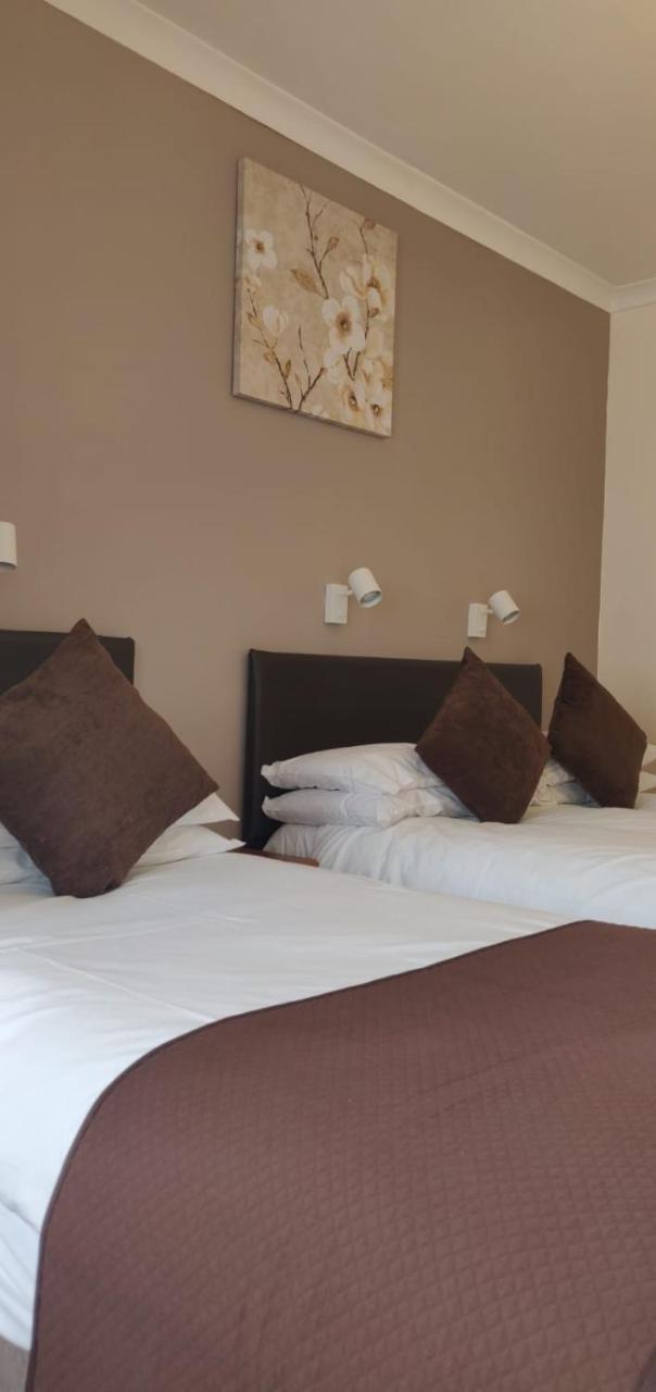 Penryn Guest House, Ensuite Rooms, Free Parking And Free Wifi Stratford-upon-Avon Exterior photo